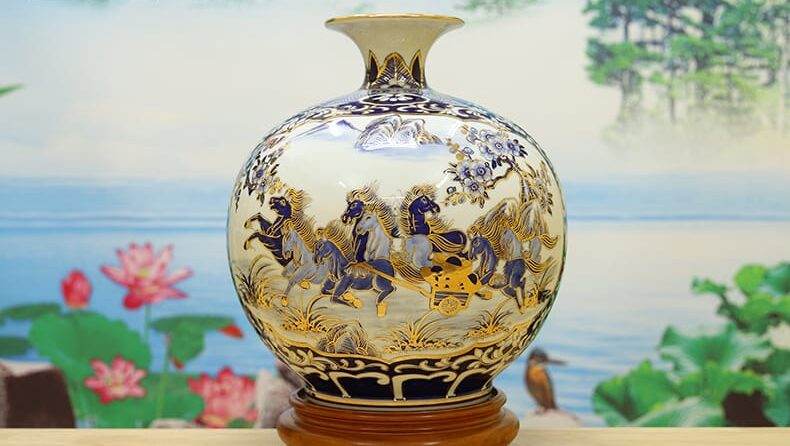 Bình hút tài lộc Mã Đáo Thành Công1